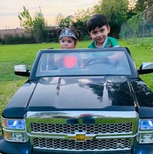 Meet your Posher, Miguel